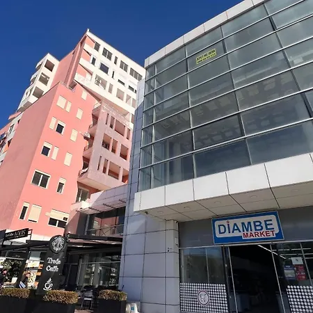 Ludmila * Durrës